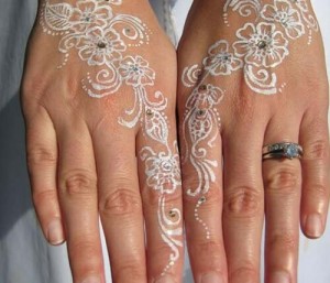 beautiful-white-henna-designs-eight